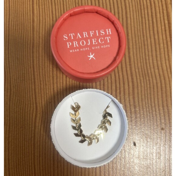 Starfish Project 14K Gold-Plated Bracelet Spring 2021 Be Kind Box NEW - Picture 5 of 6